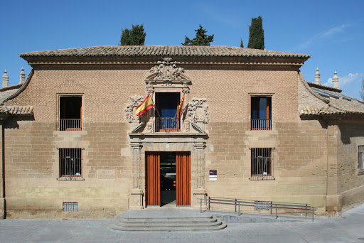 Fachada Museo de Huesca